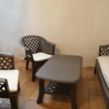 Casa Ramona Apartamento De Pueblo Con Patio En El Centro De Sant Joan Sant Joan de les Abadesses Exterior photo
